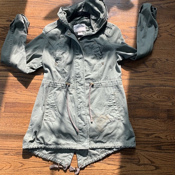 Light weight army green fall jacket - Picture 12 of 13